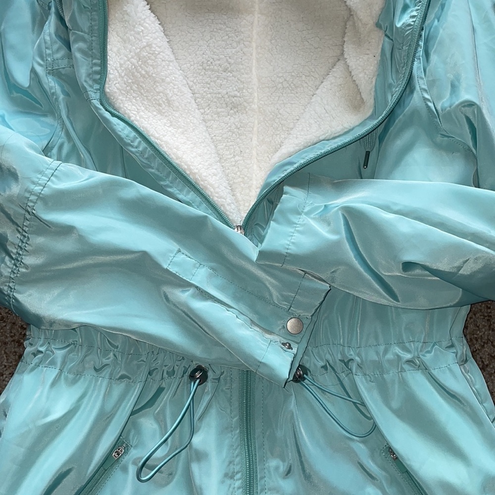 Jacket - Picture 2 of 3